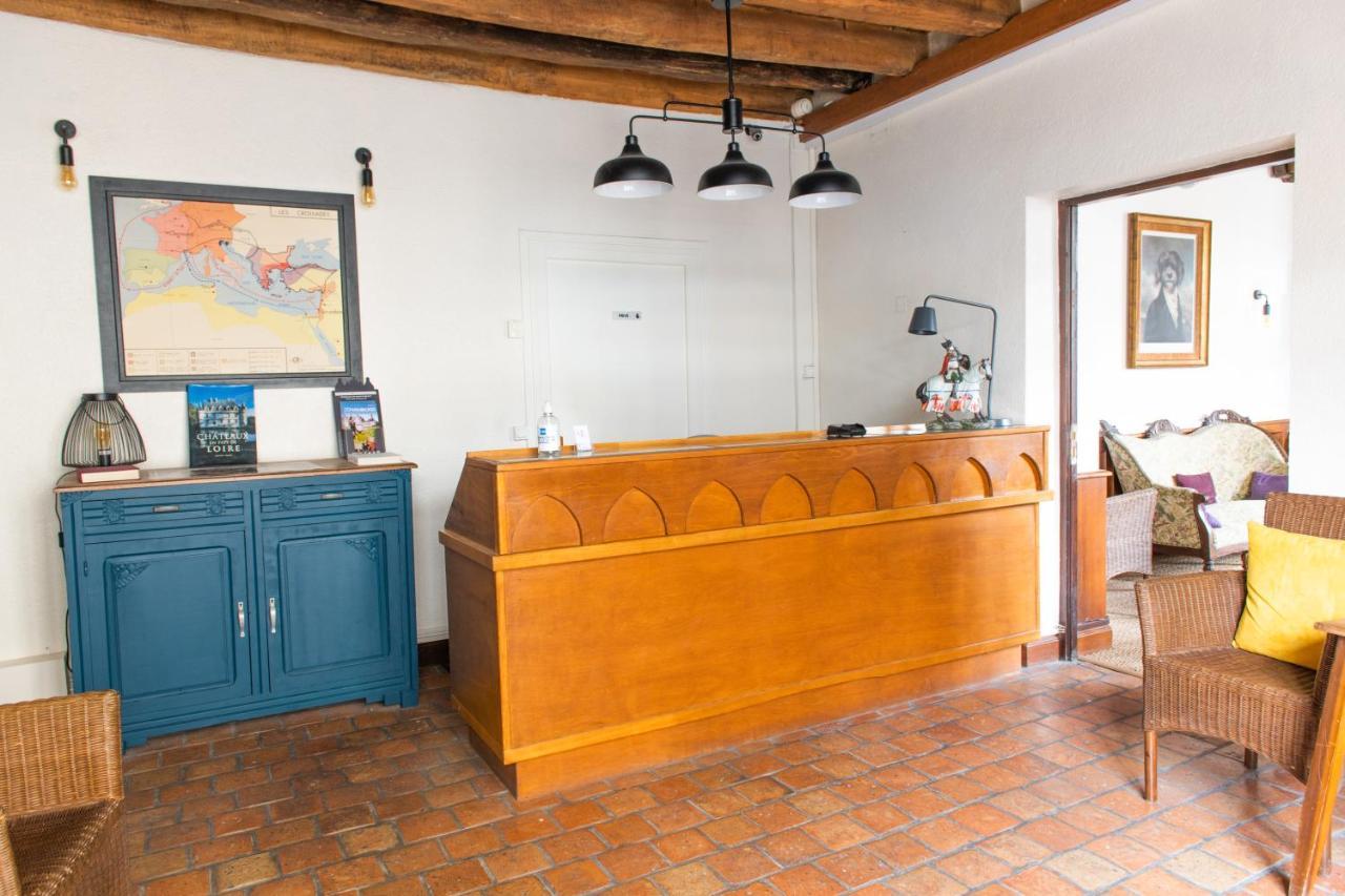 Hotel Le Relais Des Templiers Beaugency Exterior foto